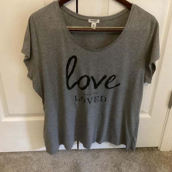 Ladies Gray “Love and Be Loved” Graphic Tee Size XXL - Picture 1 of 6
